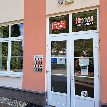 Vzdelavaci Stredisko A Hotel Varnsdorf Dış mekan fotoğraf