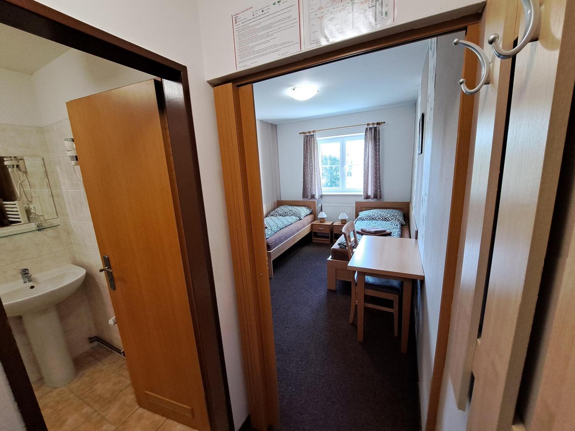 Vzdelavaci Stredisko A Hotel Varnsdorf Dış mekan fotoğraf