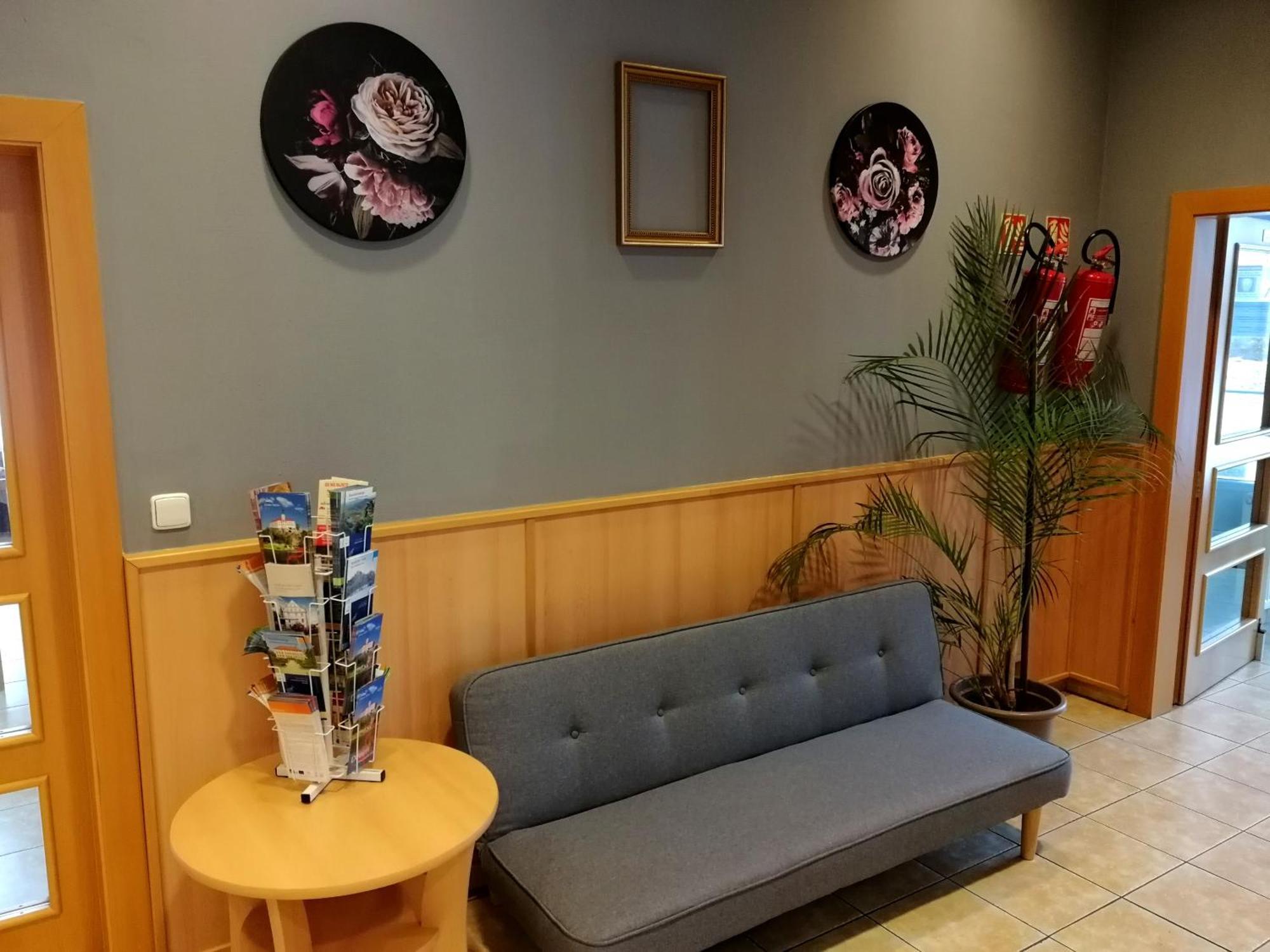 Vzdelavaci Stredisko A Hotel Varnsdorf Dış mekan fotoğraf